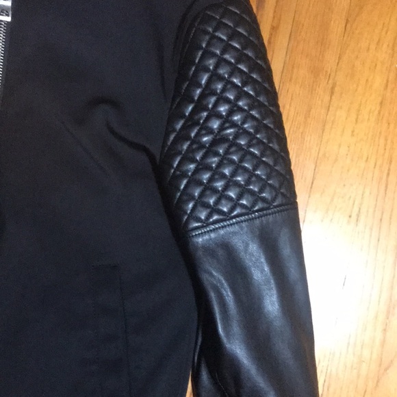 Guess Jacket - Picture 2 of 6